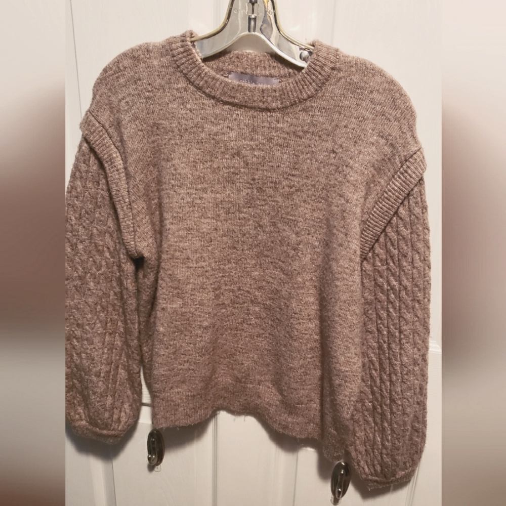 Cobble Lane sweater size M in brown